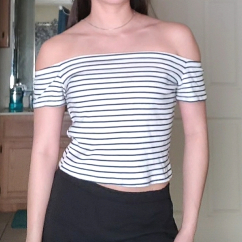 NWOT Sexy Off Cold Shoulder Sailor Navy Striped Crop Top Bodycon Stretchy